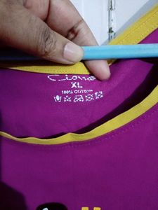 Cute Clovia Tshirt