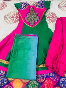 Ethnic Green &amp; Pink Kurta Set