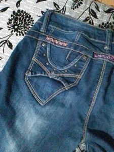 2 Jeans Under 150