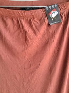 Slit Skirt From London