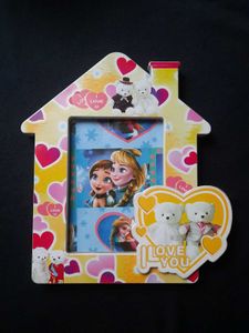 Cute Hut Shape Photo Frame