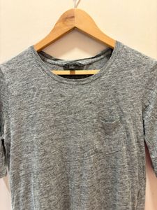 Banana Republic Beautiful T-shirt