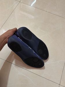 Onitsuka Tiger Sclaw Sneakers size 7