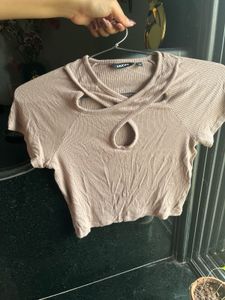 Stylish Ribbed Cut-out Crop Top