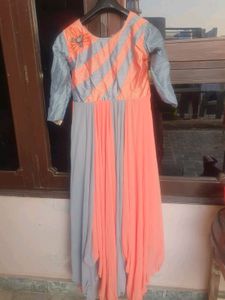 Dress / Gown