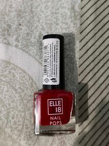 ELLE 18 Nail Pops/Deep Red