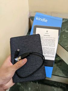 Kindle 10th Generation with Cover
