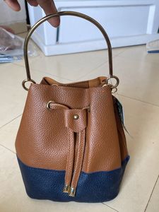 Stylish Color Block Bucket Bag