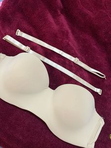 New Padded Seamless Bra *never Used
