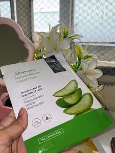 Aloe Vera Natural Beauty Facial Mask