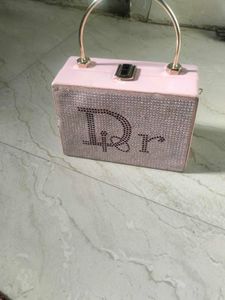 Chic DR Clutch