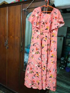 Combo 2 Soft Gowns.