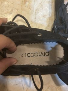 Black Lace-Up Flats