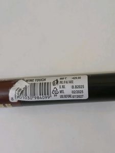Lakme Lipstick 20 Wine Touch 16 Hrs Long Lasting