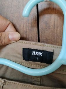 Women Khaki Colour Stretchable Solid Pant