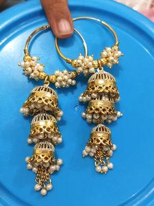 Pearl Baali With 3 Jhumkis