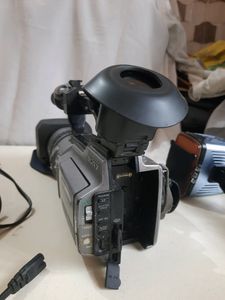 Sony VX2100 Camera