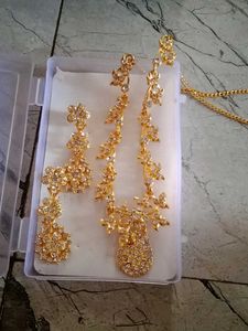 Floral Drop Earrings