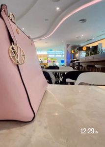 pink tote bag vanhuesen brand