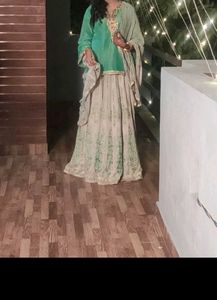 Dabka Pakistani Sharara