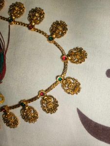 Vintage Gold Tone Necklace