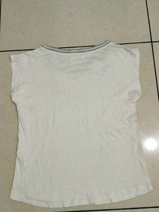 new women White T-Shirt