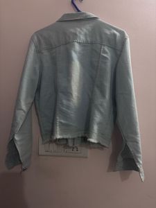 Light Blue Cropped Denim Jacket