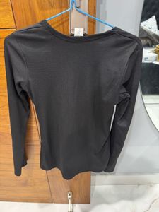 Black Deep Neck Top