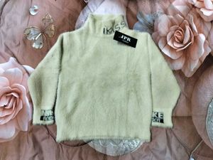 🇺🇸🇨🇦Cute Fuzzy Sweater For Girl🇨🇦🇺🇸