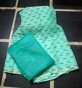 Trendy Green Lightweight Saree for Women