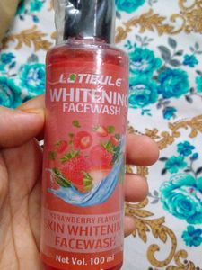 Facewash Of Strawberry Flavour