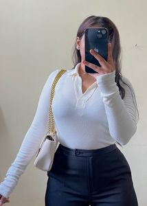 White collar bodyfit Top🦋