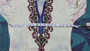 Beautiful Floral Printed Kurti