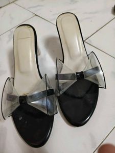 Chic Black Bow Detail Mules