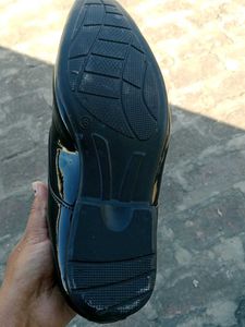 MEN&#39;S BLACK LEATHER SHOES