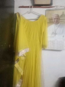 Elegant Yellow Ethnic Gown