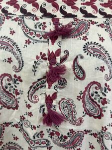 Straight Cut Kurta Sleevless