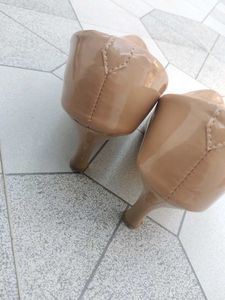 Women Heels 👠