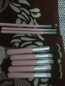 30 Rs Off... Makeup Brushes
