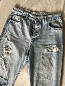 Zara Ripped mom Jeans