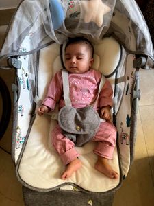 Like New Baby Bouncer with Bluetooth!