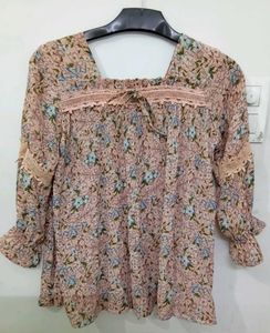 Floral Printed 🌸🌺 Plated Top
