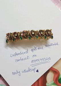 Hand Made Upin, Center Clip, Clips