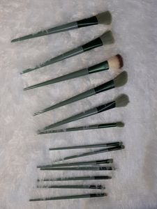 Make Up Brushes