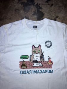 UNIQLO T-shirt