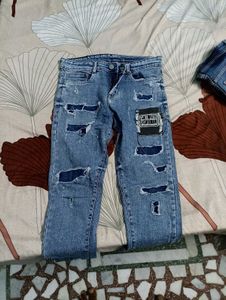 Combo Of 12 Jeans And 1 T-shirt