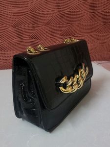 Chic Black Chain Bag