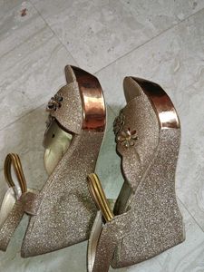 Sparkly Gold Wedges