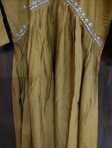 Naira Cut Kurta And Odhani Set
