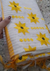 Handloom Saree With Phulkari Stitch Work